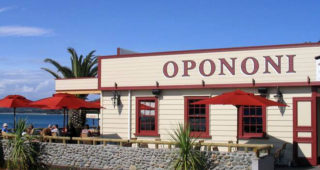 Opononi Hotel