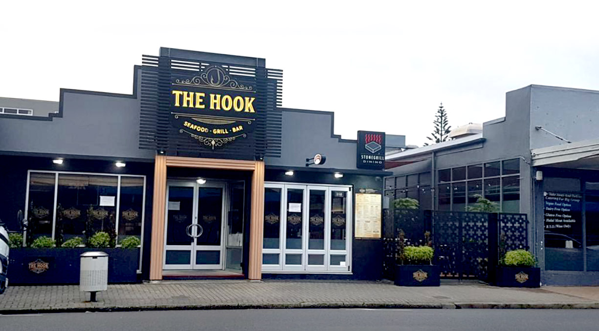 The Hook Seafood, Grill & Bar Stonegrill USA
